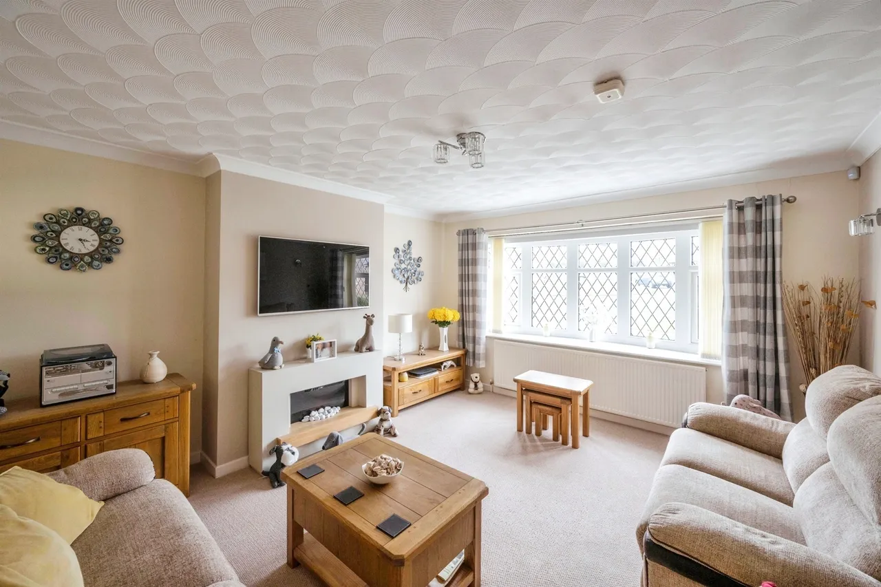 St. Andrews Close, Swinton, Mexborough, photo 2
