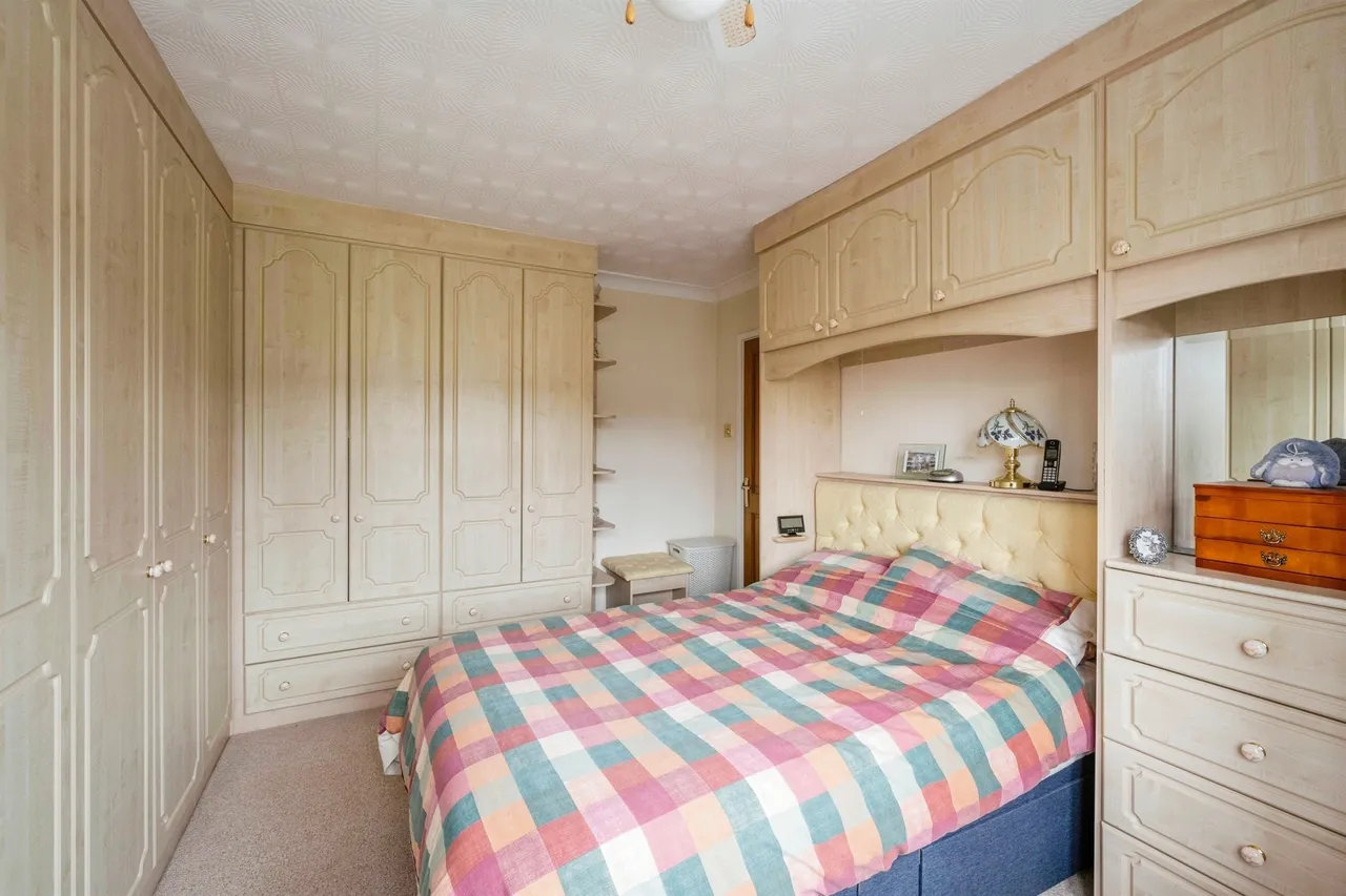 St. Andrews Close, Swinton, Mexborough, photo 11