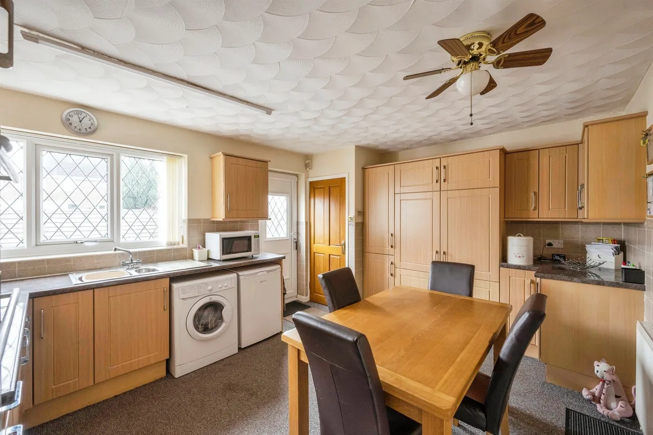 St. Andrews Close, Swinton, Mexborough, photo 7