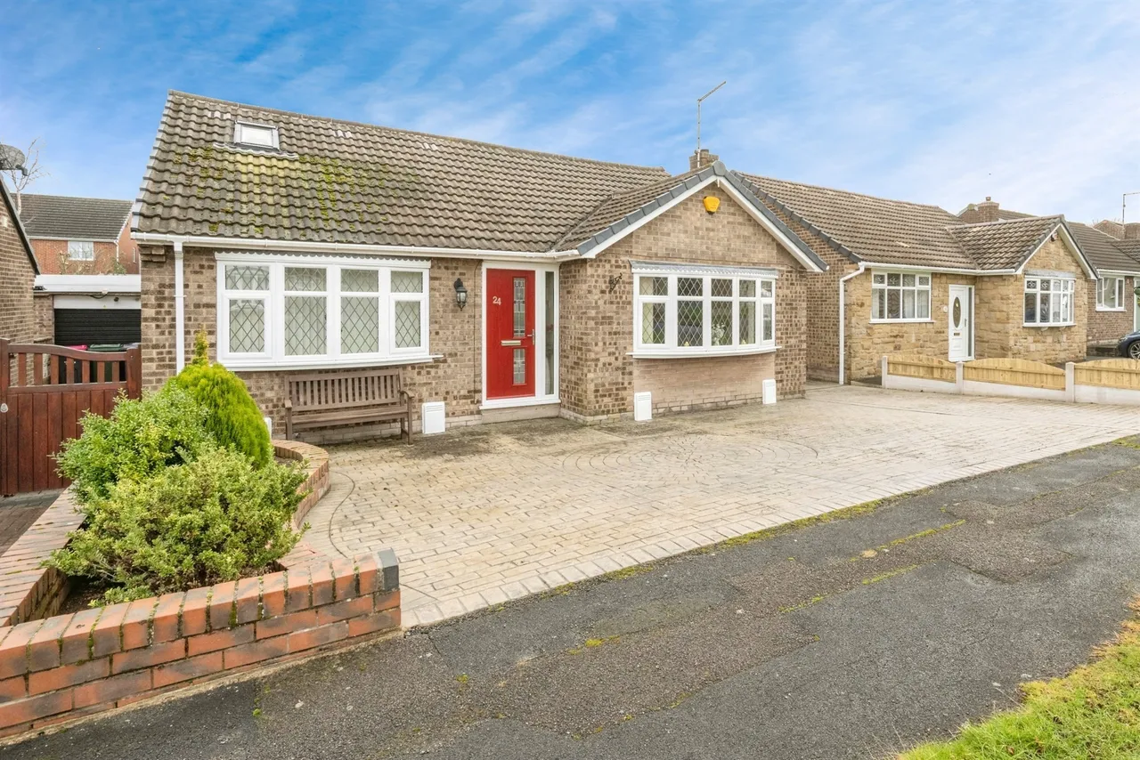 2 bed house for sale — St. Andrews Close, Swinton, Mexborough
