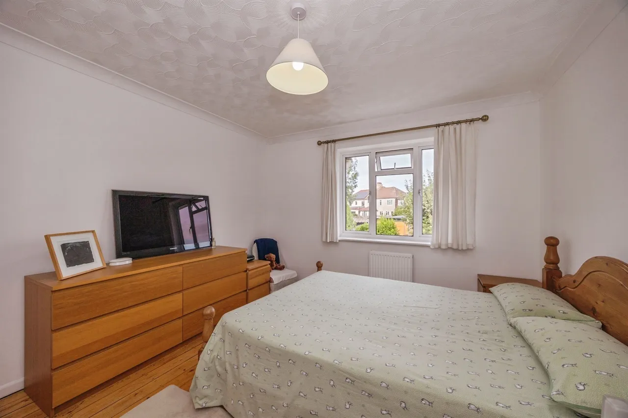 South Lane, Clanfield, PO8, photo 5
