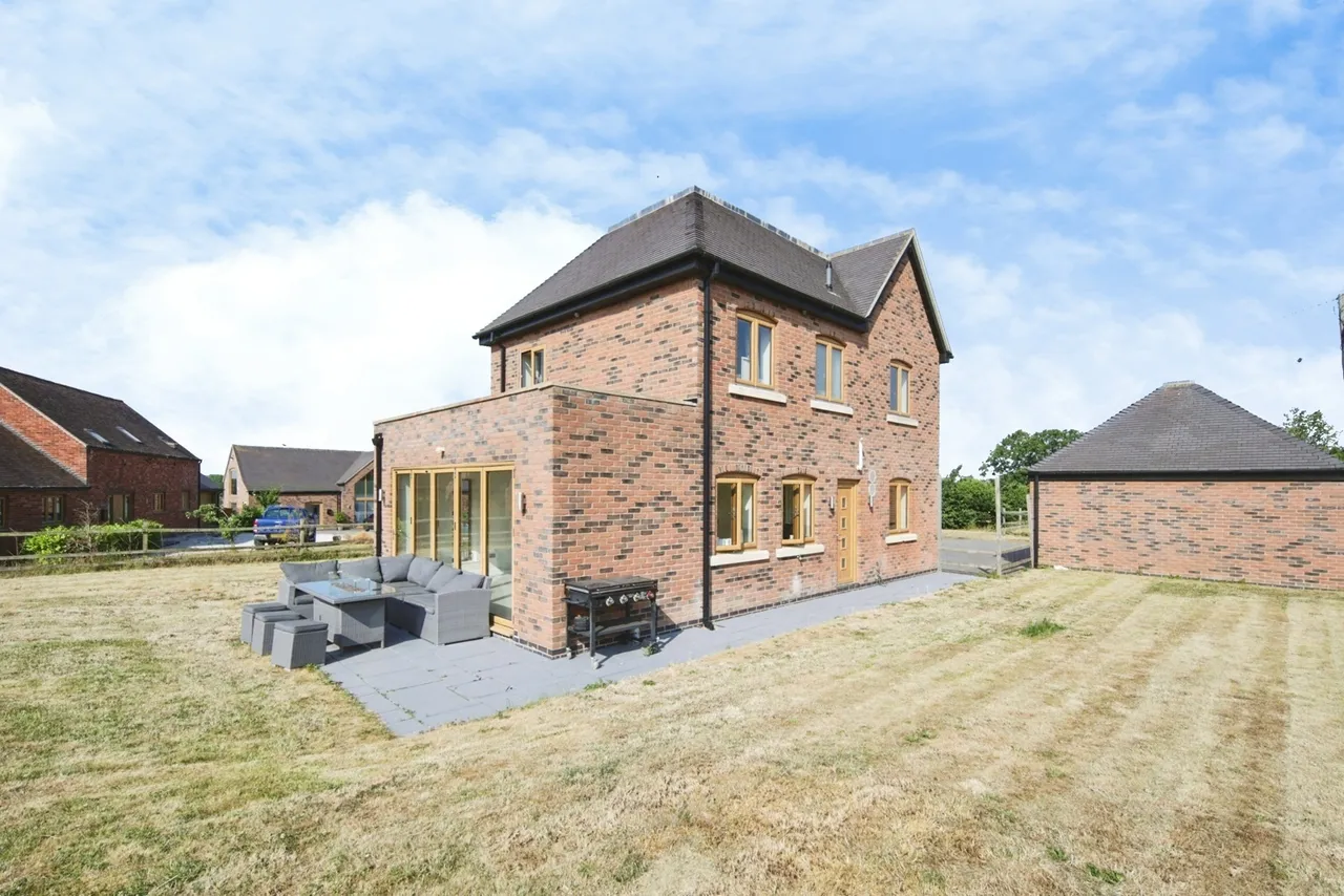 Nuneaton Road, Fillongley, Coventry, Warwickshire, CV7, photo 22