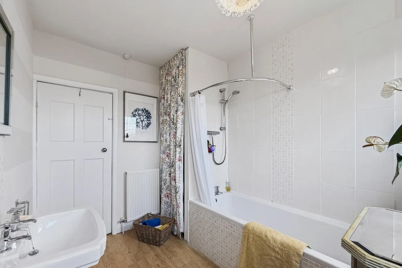 Carlin Gate, Timperley, WA15, photo 26