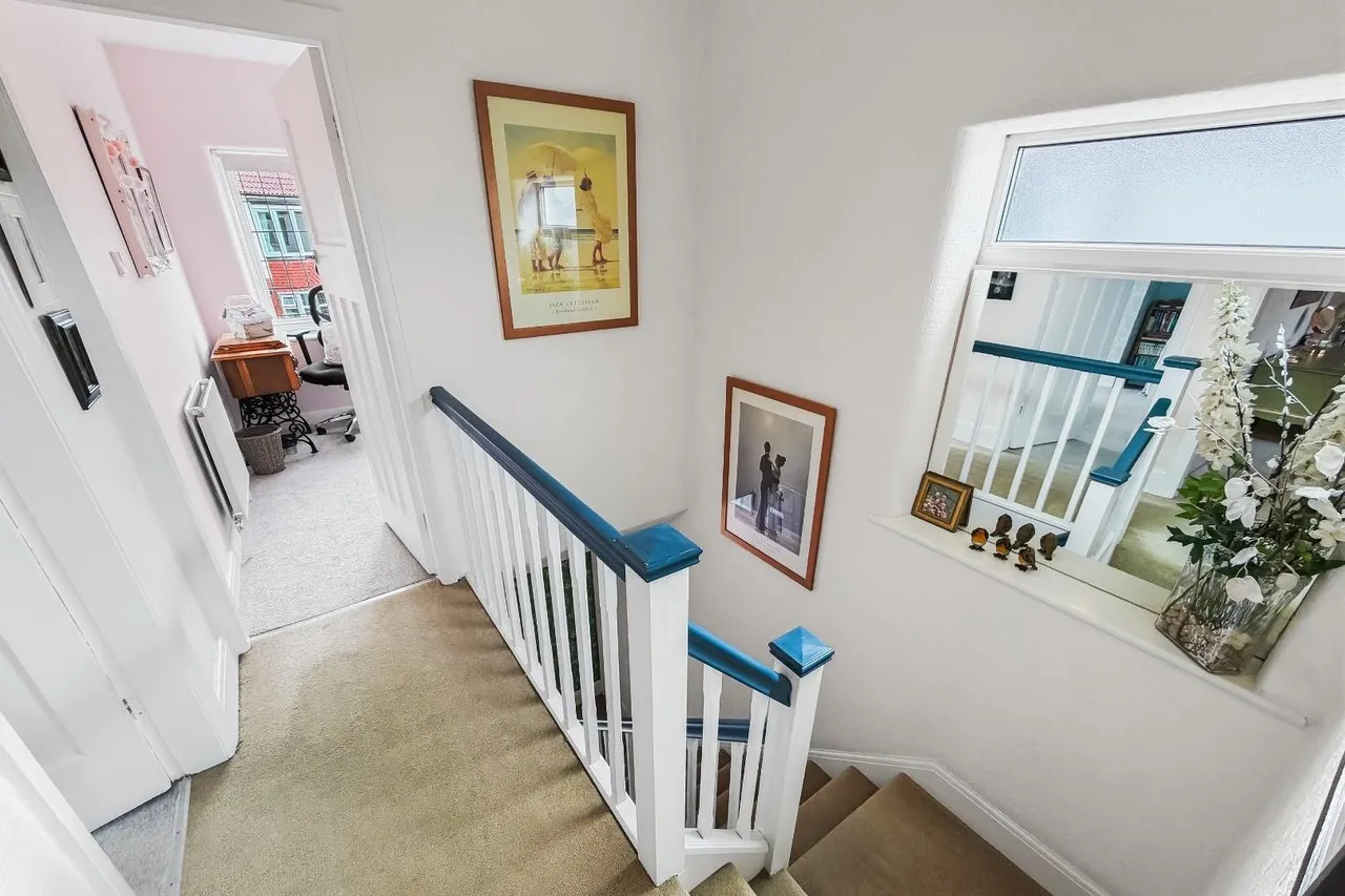 Carlin Gate, Timperley, WA15, photo 19
