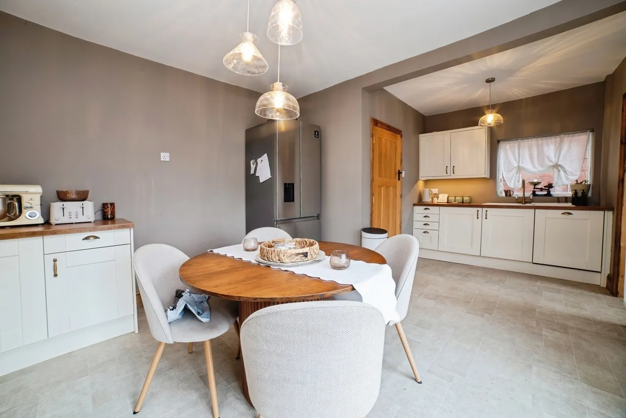 Windsor Road, Mansfield, Nottinghamshire, NG18, photo 13