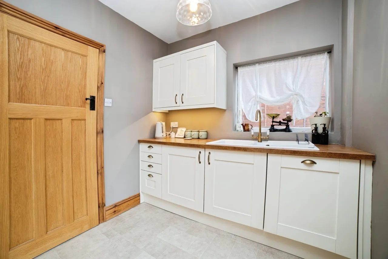 Windsor Road, Mansfield, Nottinghamshire, NG18, photo 15