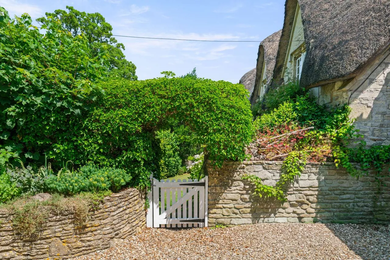 Ashley, Box, Corsham, Wiltshire, SN13 8AJ, photo 3