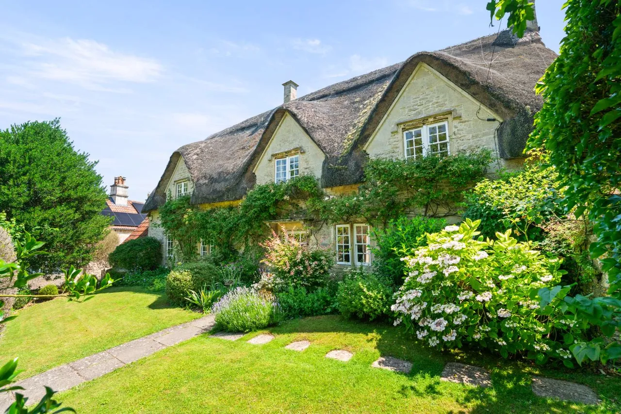 4 bed house for sale — Ashley, Box, Corsham, Wiltshire, SN13 8AJ