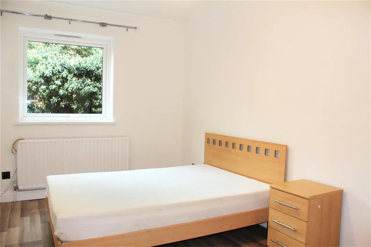 Broomfield Road, DA6, photo 3