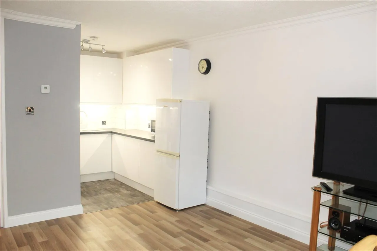Broomfield Road, DA6, photo 4