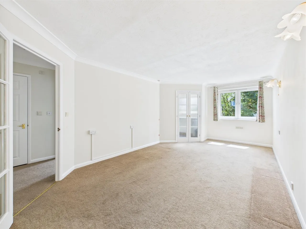 Sherleys Court, Wood Lane, Ruislip, Middlesex, HA4 6DH, photo 4