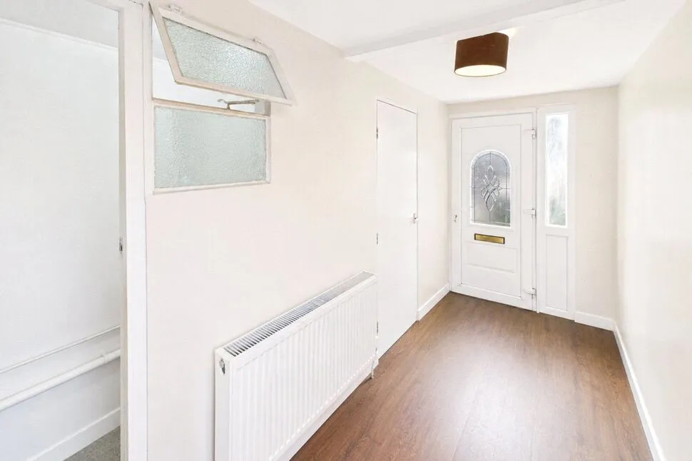 Manor Road, Rothwell, NN14, photo 5