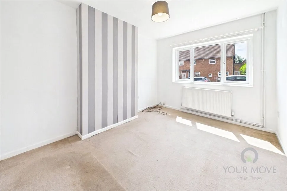 Manor Road, Rothwell, NN14, photo 2