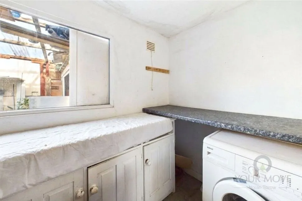 Manor Road, Rothwell, NN14, photo 7