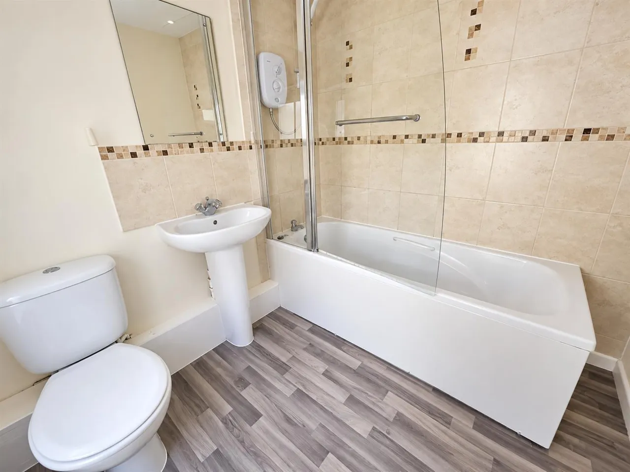 Scobles Terrace, Malpas, photo 10