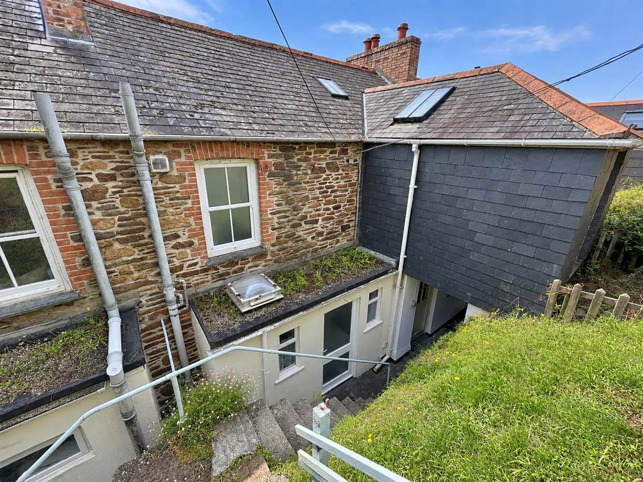 Scobles Terrace, Malpas, photo 13