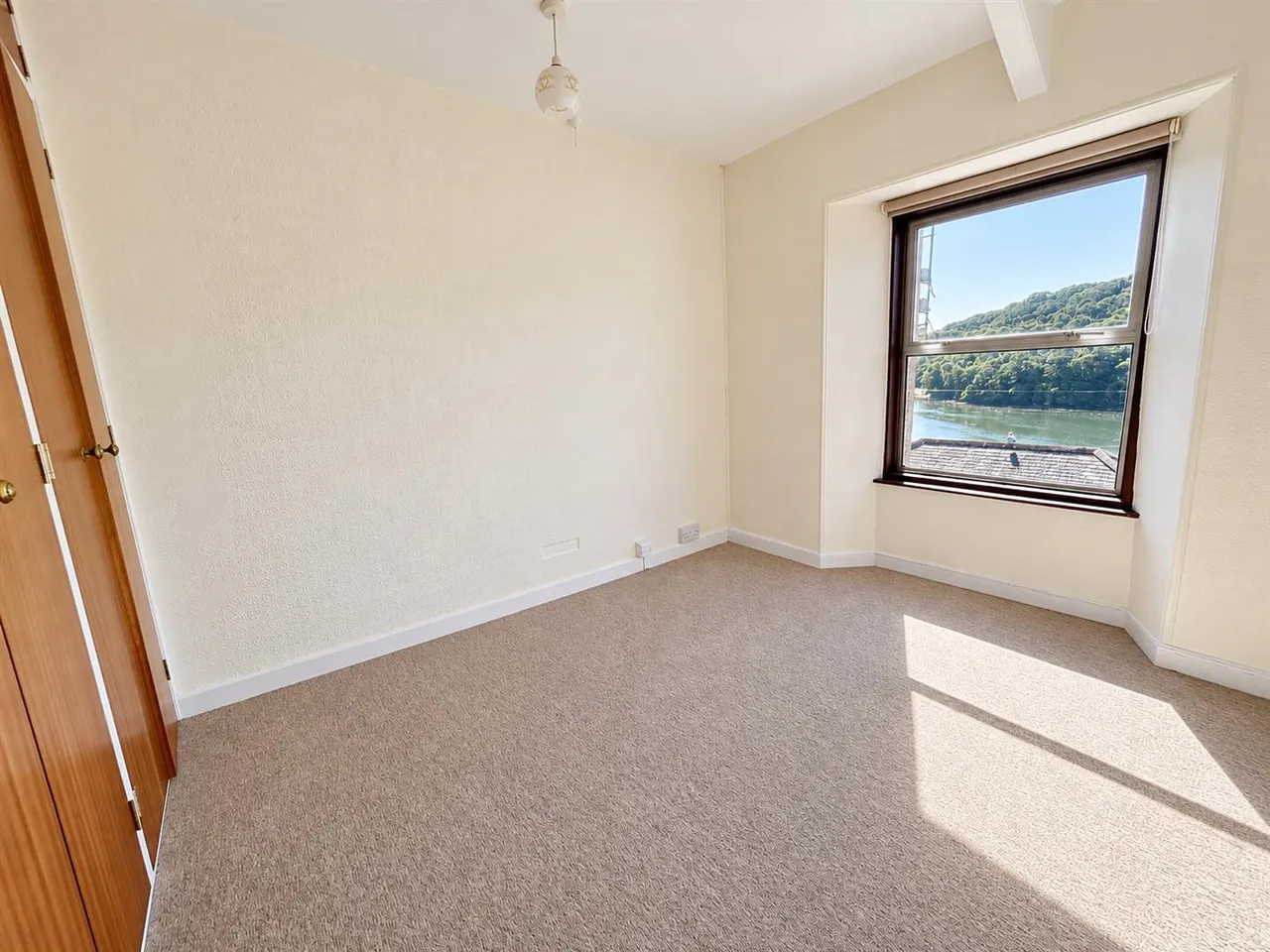 Scobles Terrace, Malpas, photo 8