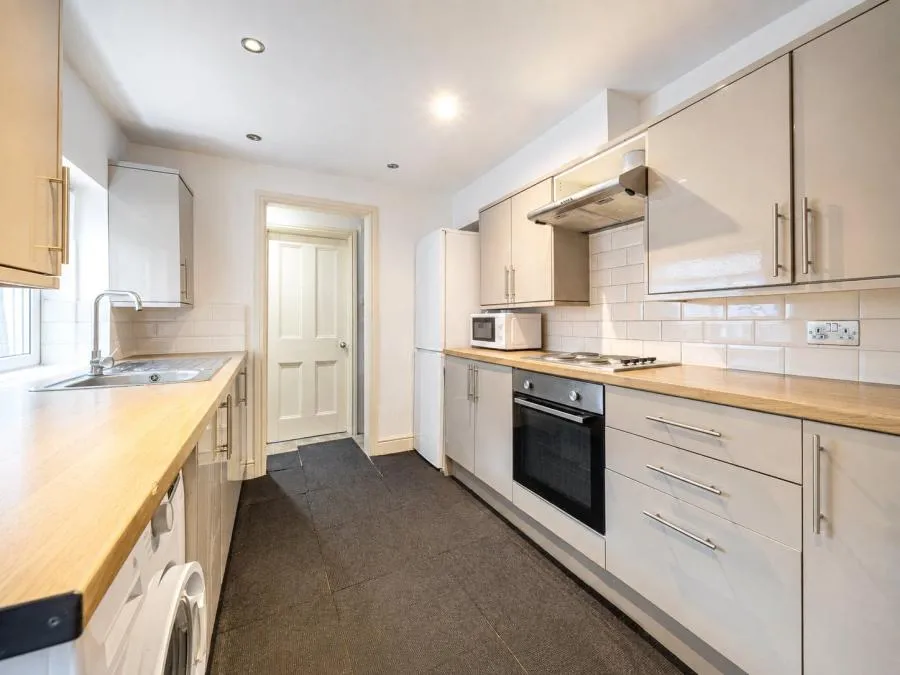 Heyworth Road, Stratford, E15, photo 3