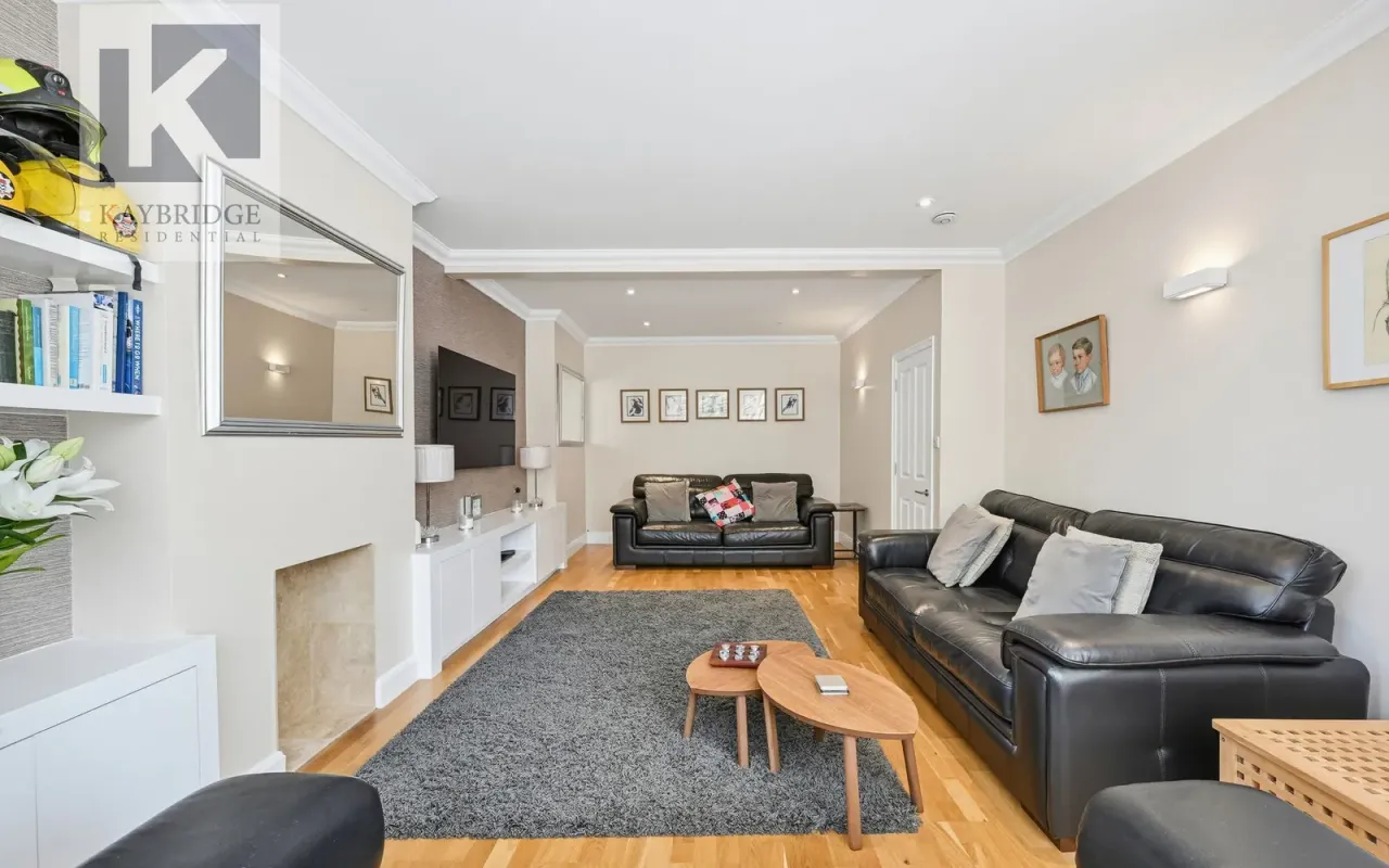 Wickham Avenue, Cheam, SM3, photo 2