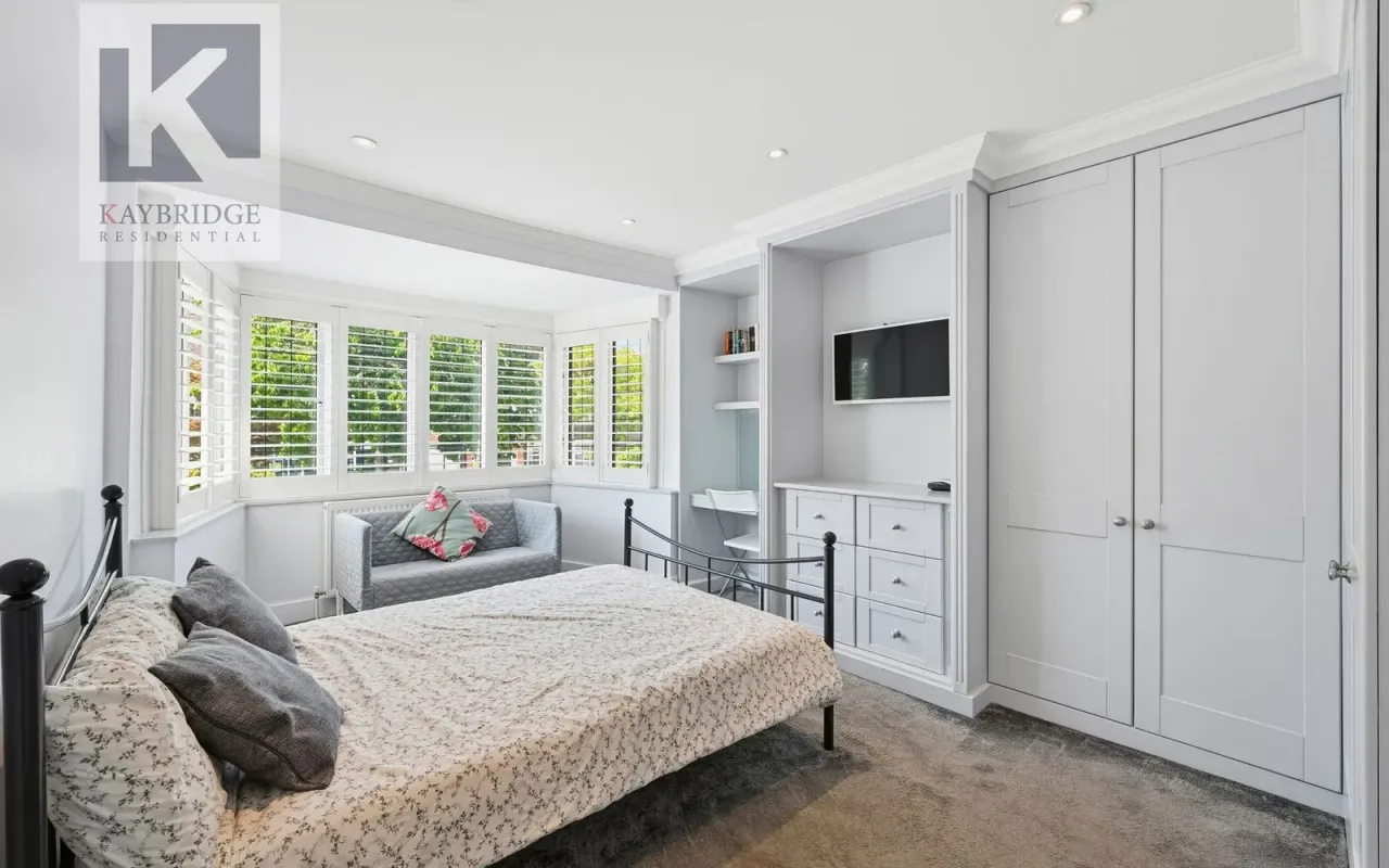 Wickham Avenue, Cheam, SM3, photo 13
