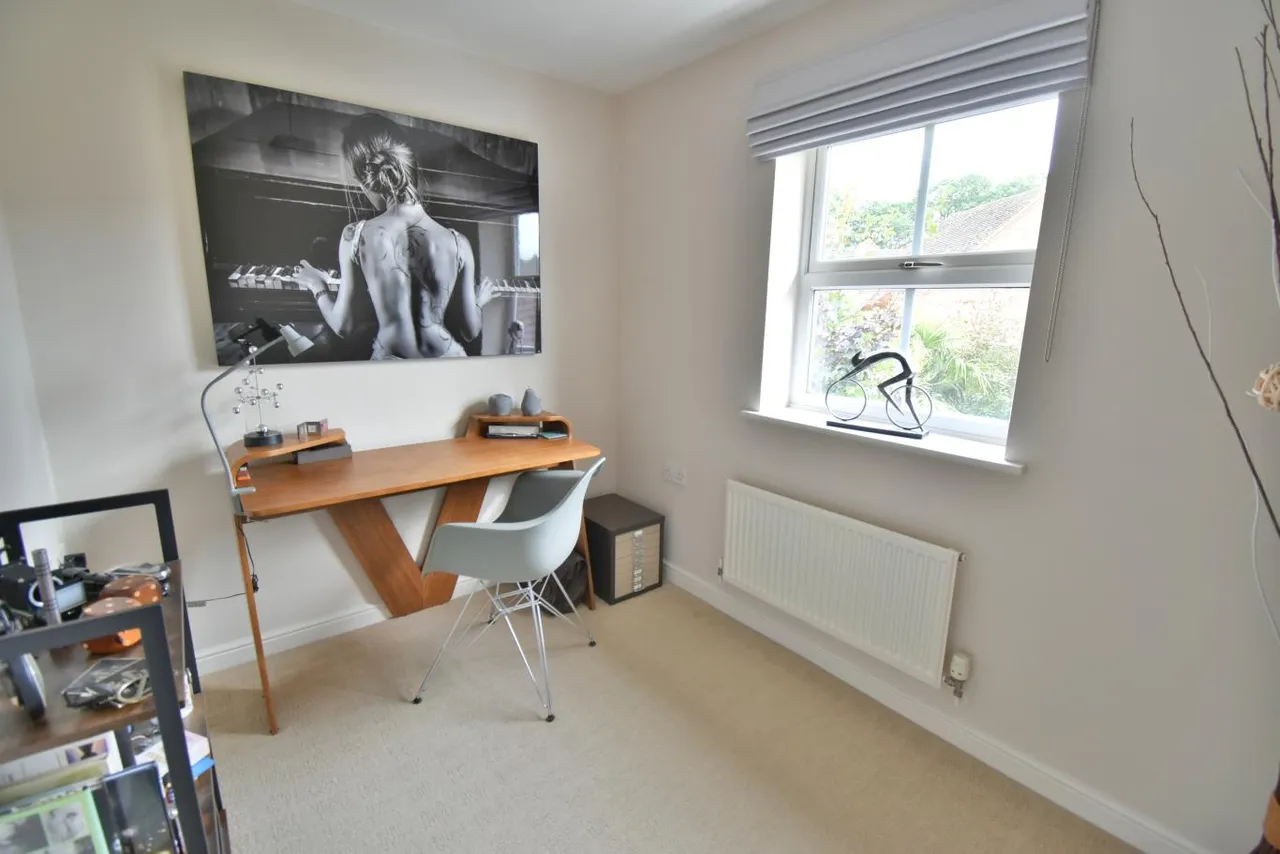 Wollaton Road, BH22, photo 19