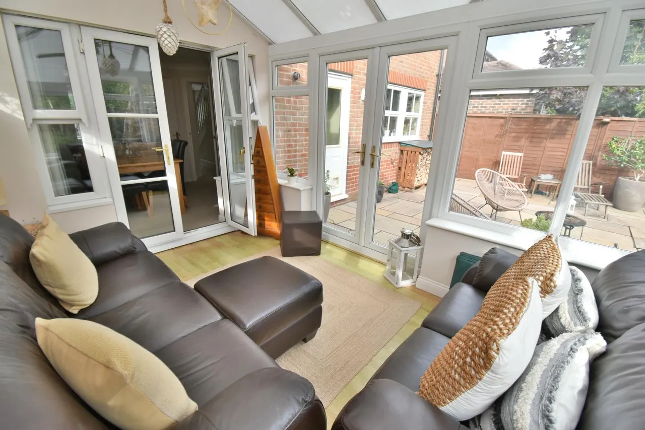 Wollaton Road, BH22, photo 10