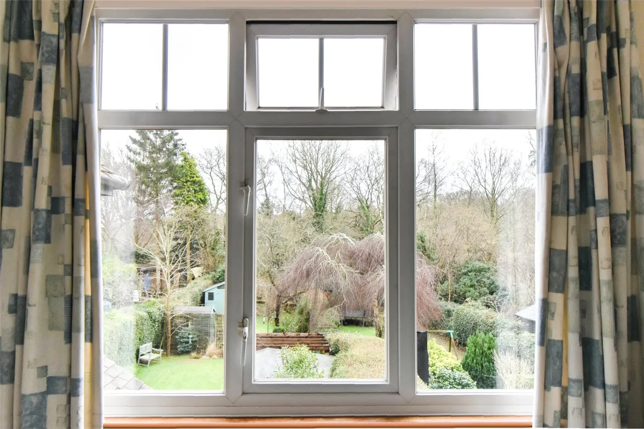 London Road, Hook, Hampshire, RG27 9NH, photo 14