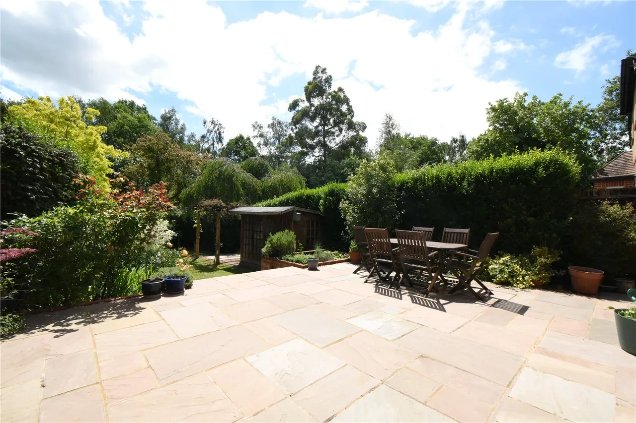 London Road, Hook, Hampshire, RG27 9NH, photo 28
