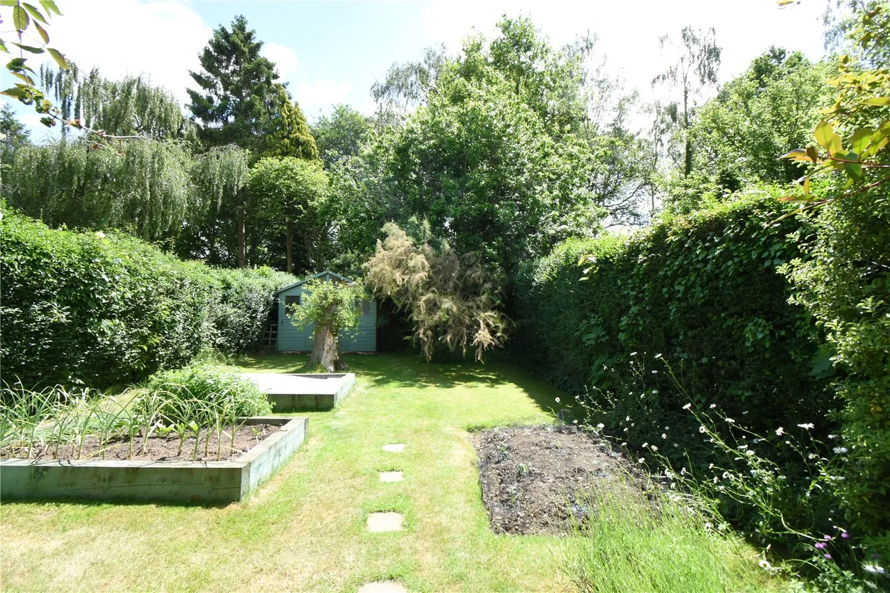 London Road, Hook, Hampshire, RG27 9NH, photo 26