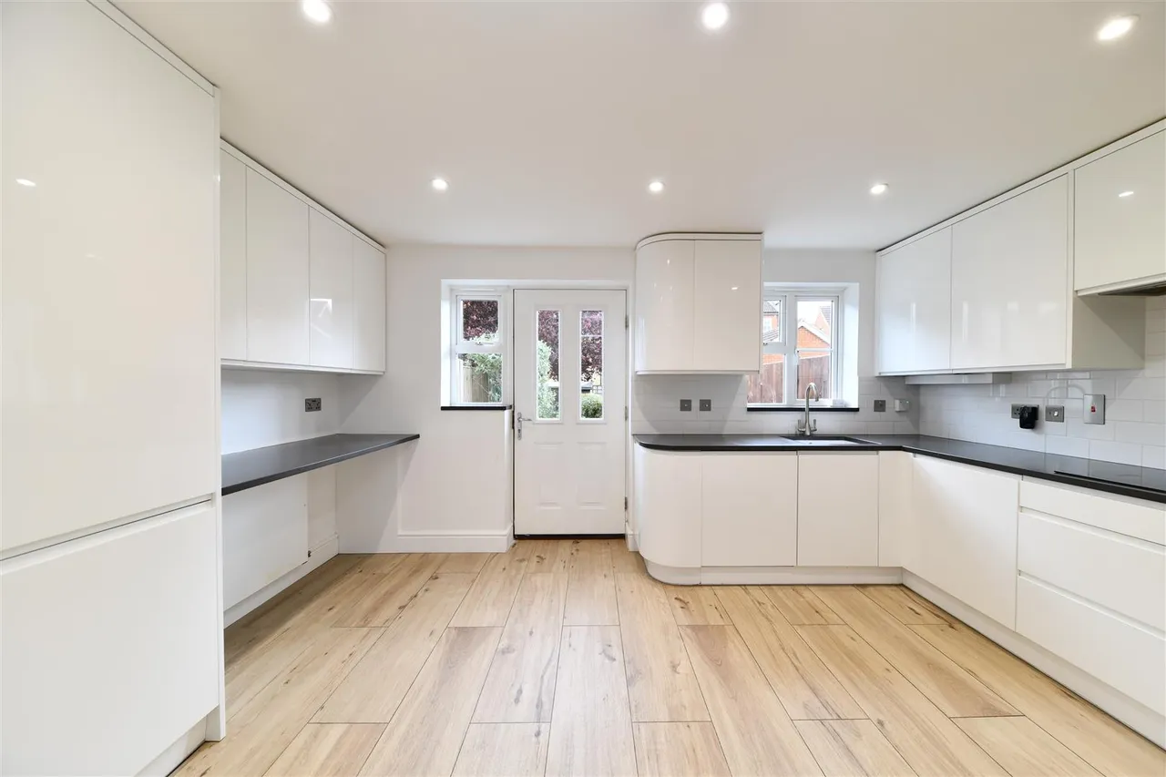 Nevis Road, Stevenage, Herts, SG1 6GJ, photo 4