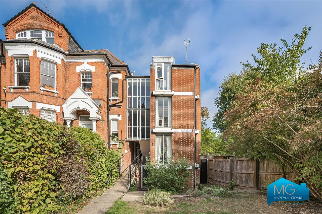 Haslemere Road, London, N8, photo 13