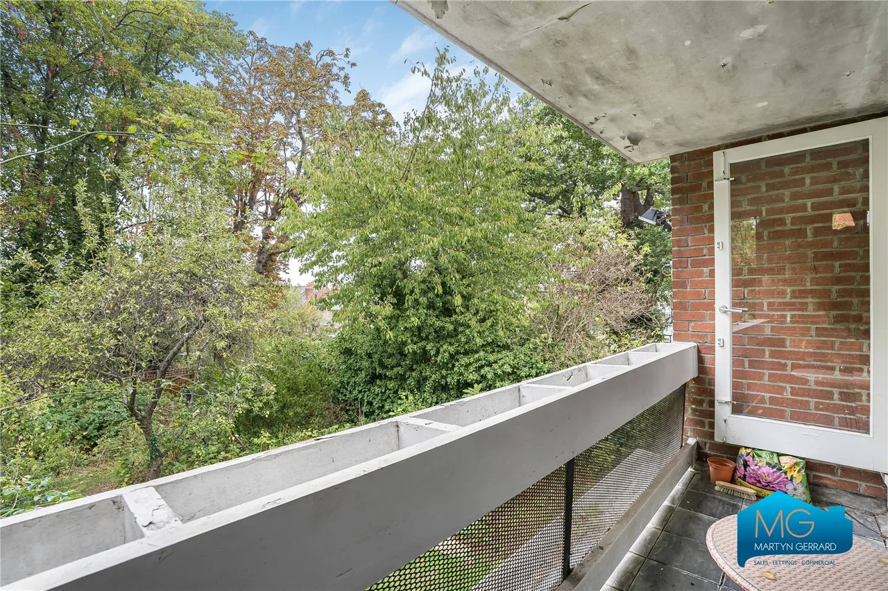 Haslemere Road, London, N8, photo 7