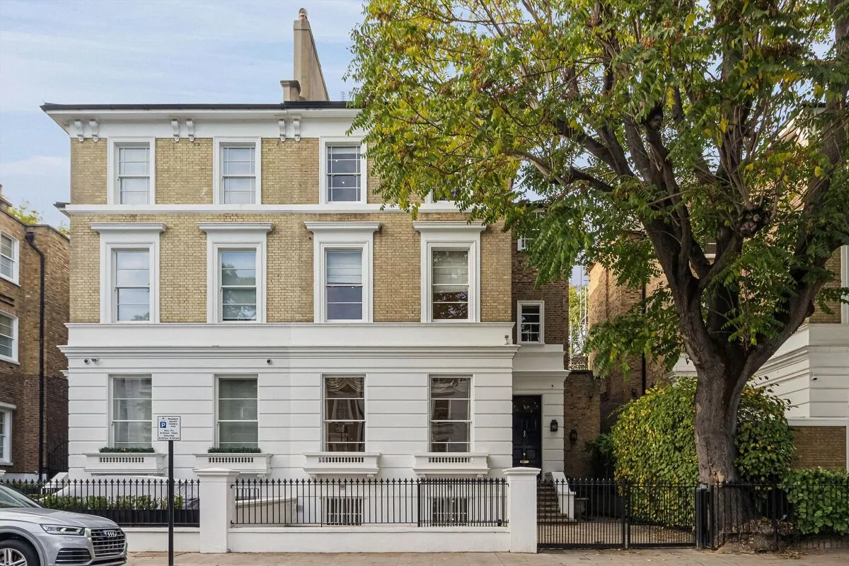 6 bed house to rent, Tregunter Road, Chelsea, SW10