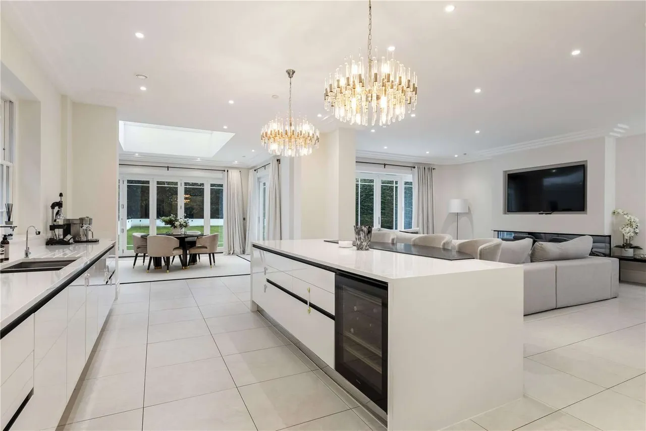 Sunning Avenue, Sunningdale, Berkshire, SL5 9PN, photo 12
