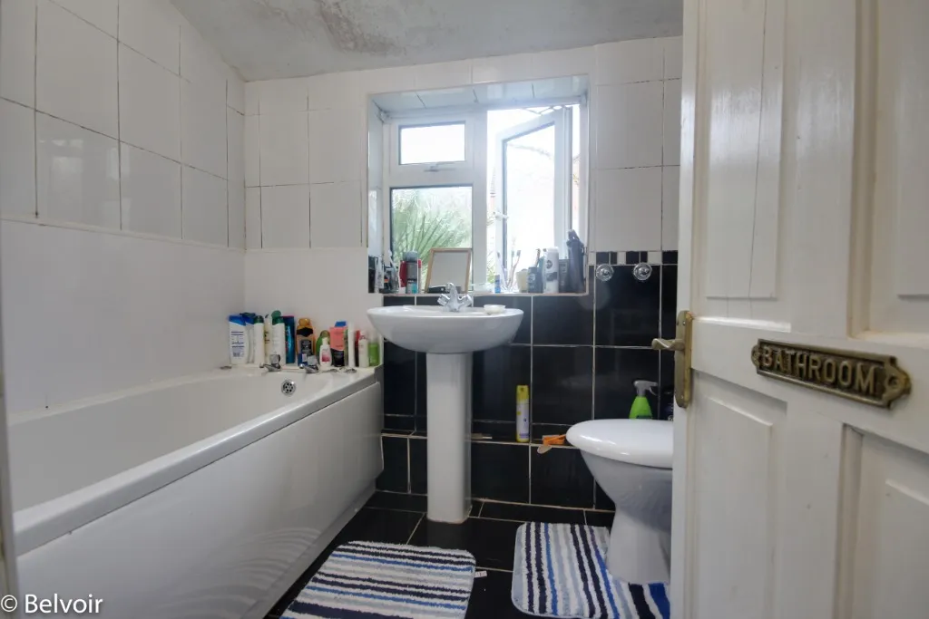 Swan Road, Kingsholm, Gloucester, GL1, photo 5