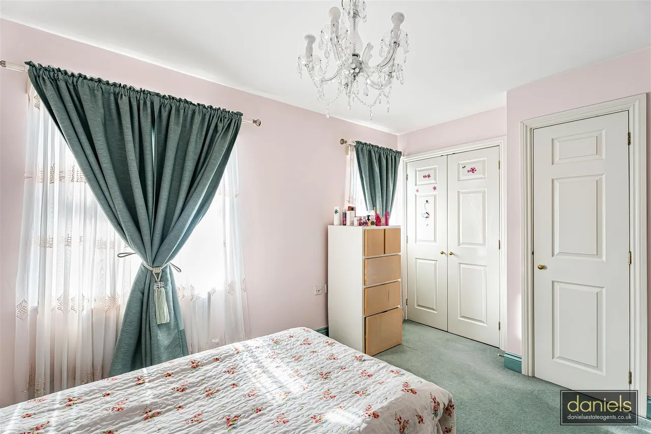 Compton Avenue, Wembley, HA0, photo 10