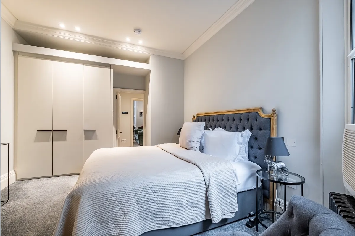 North Audley Street Mayfair W1K, photo 6