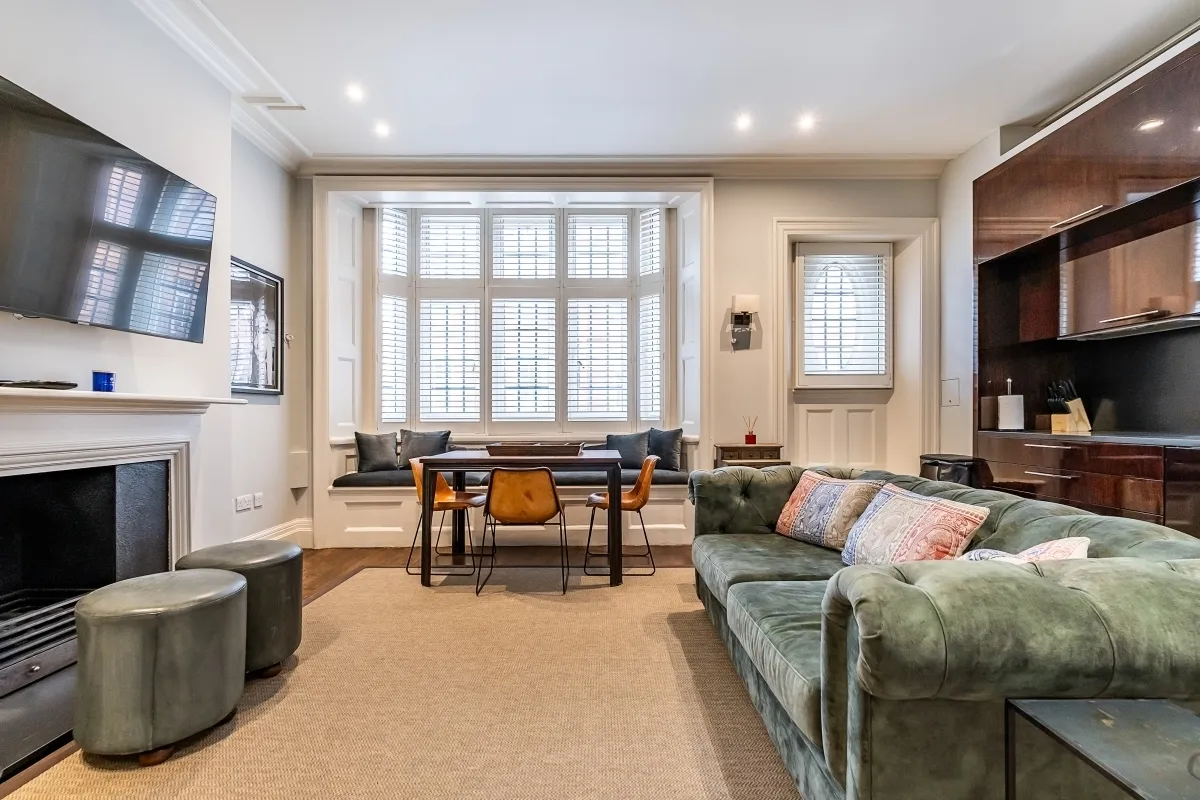1 bed flat to rent — North Audley Street Mayfair W1K