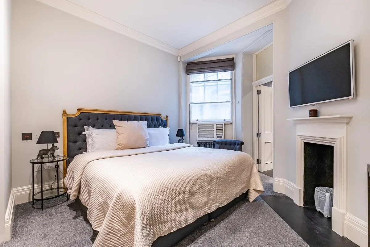North Audley Street Mayfair W1K, photo 11