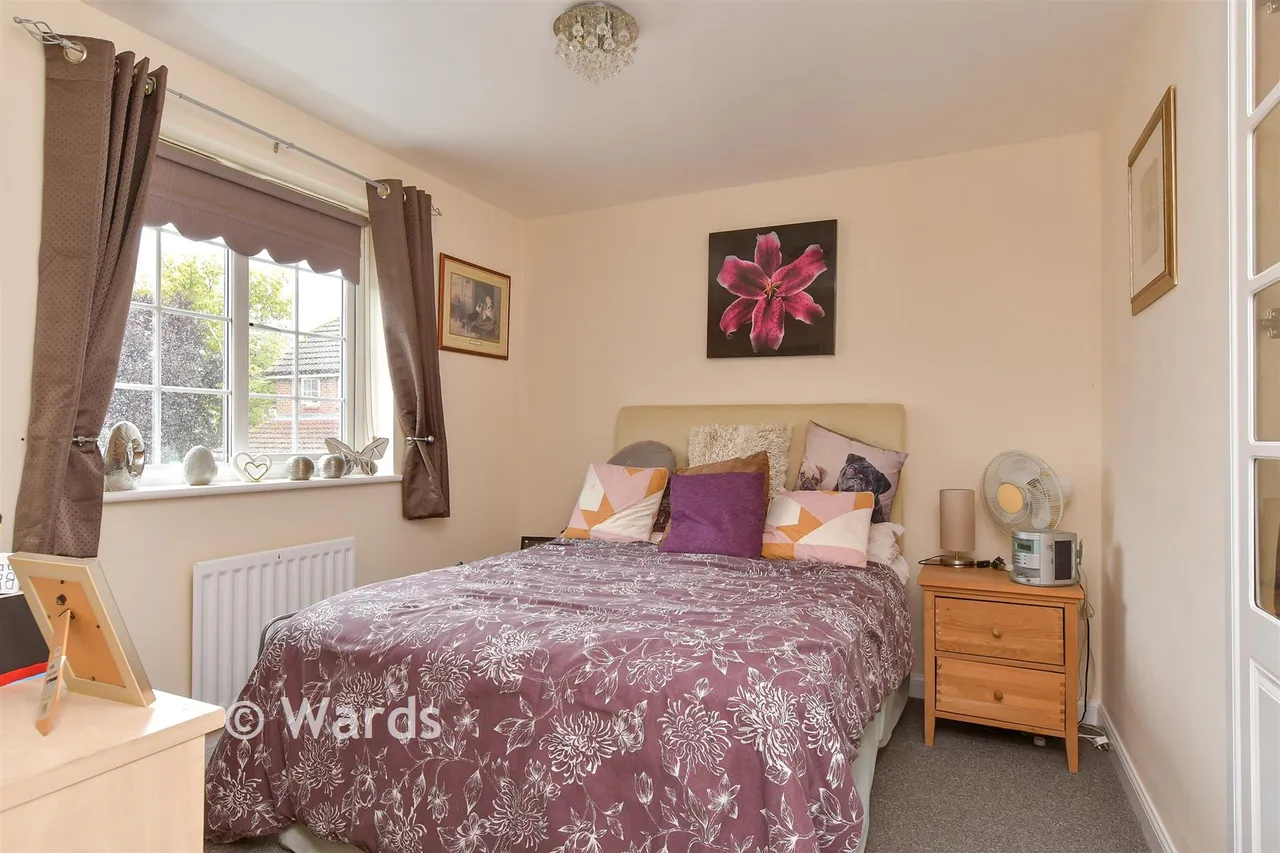 Buckthorne Road, Minster On Sea, ME12, photo 8