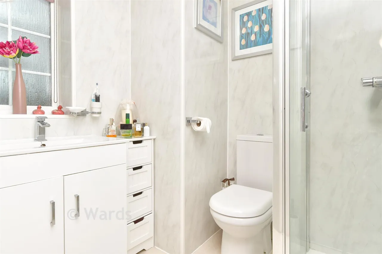 Buckthorne Road, Minster On Sea, ME12, photo 7