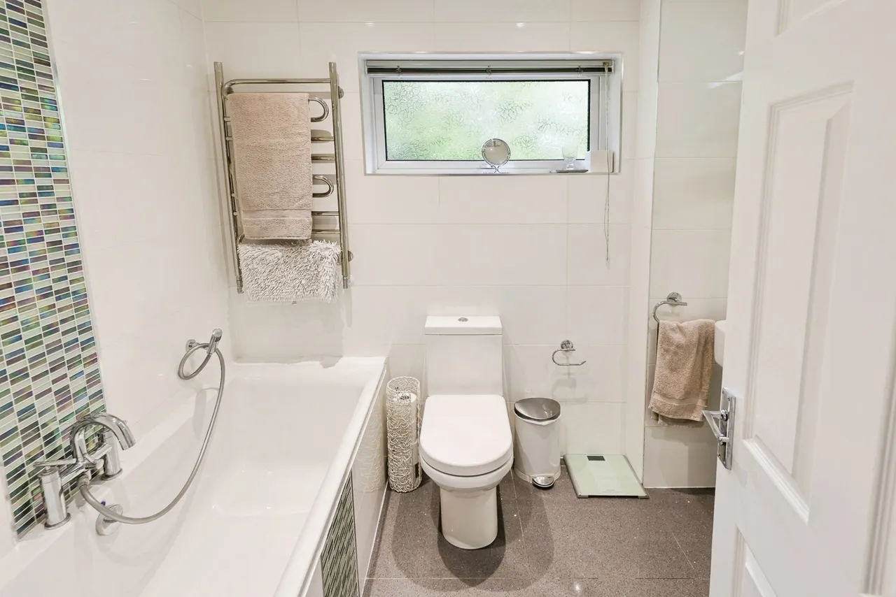 Nightingale Close, Farndon, CH3, photo 17