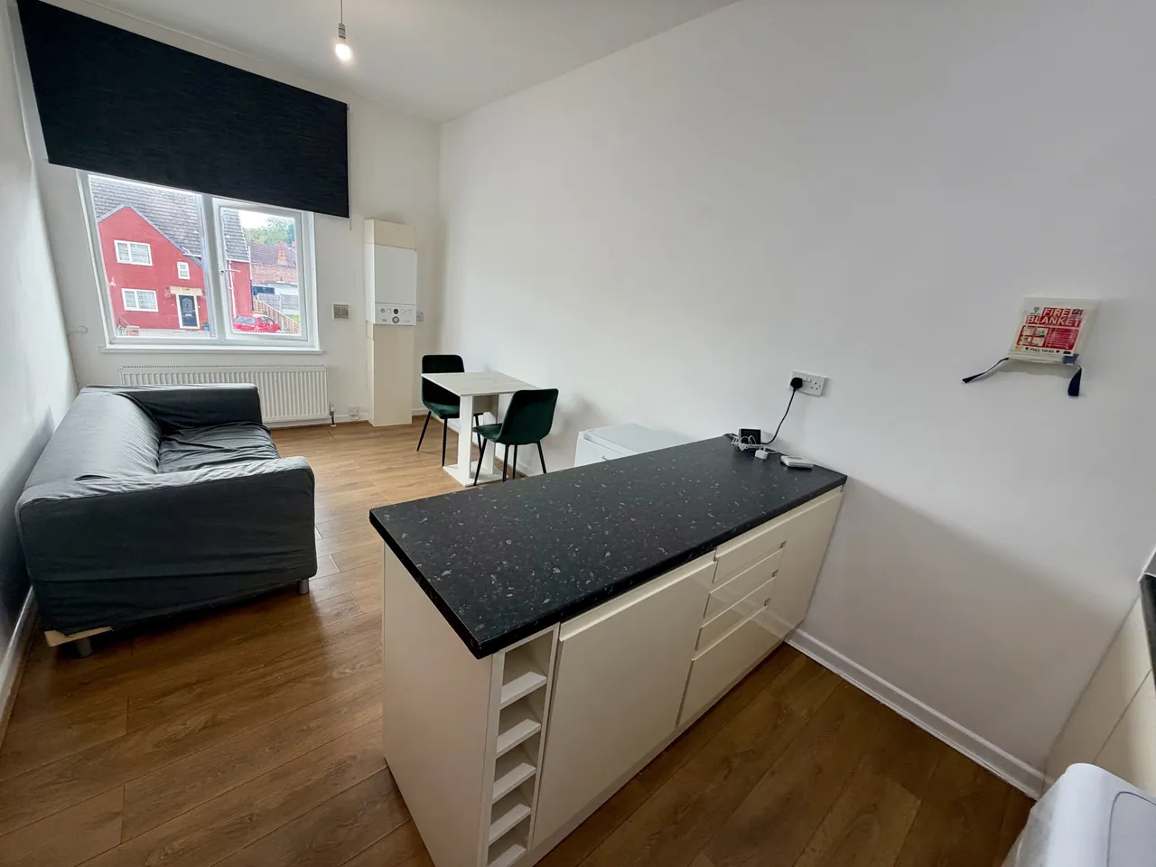 Dickenson Road, M13, photo 4