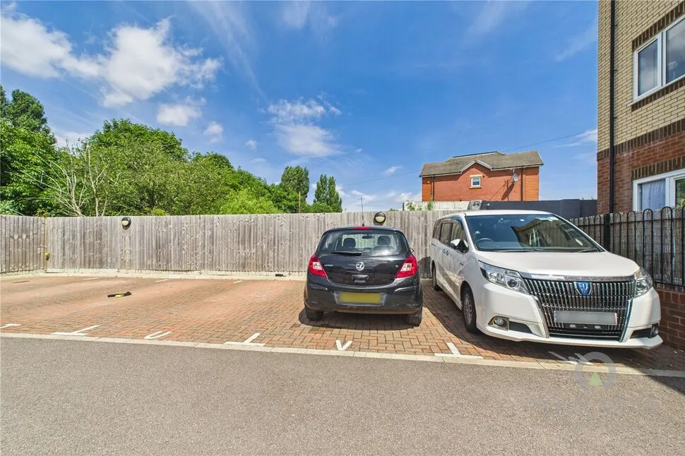 St. Andrews Road, Northampton, Northamptonshire, NN2, photo 11