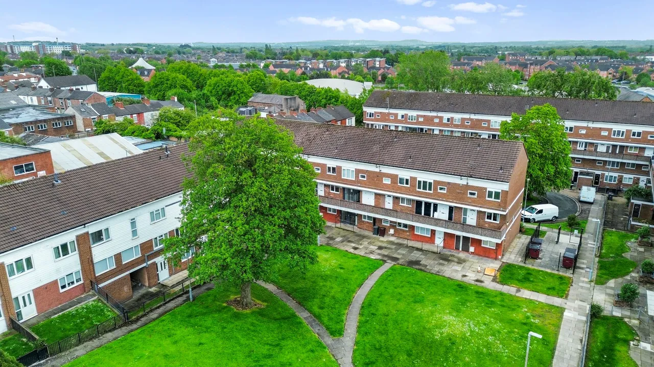 Beaconsfield, Prescot, Prescot, L34 5PF, photo 24