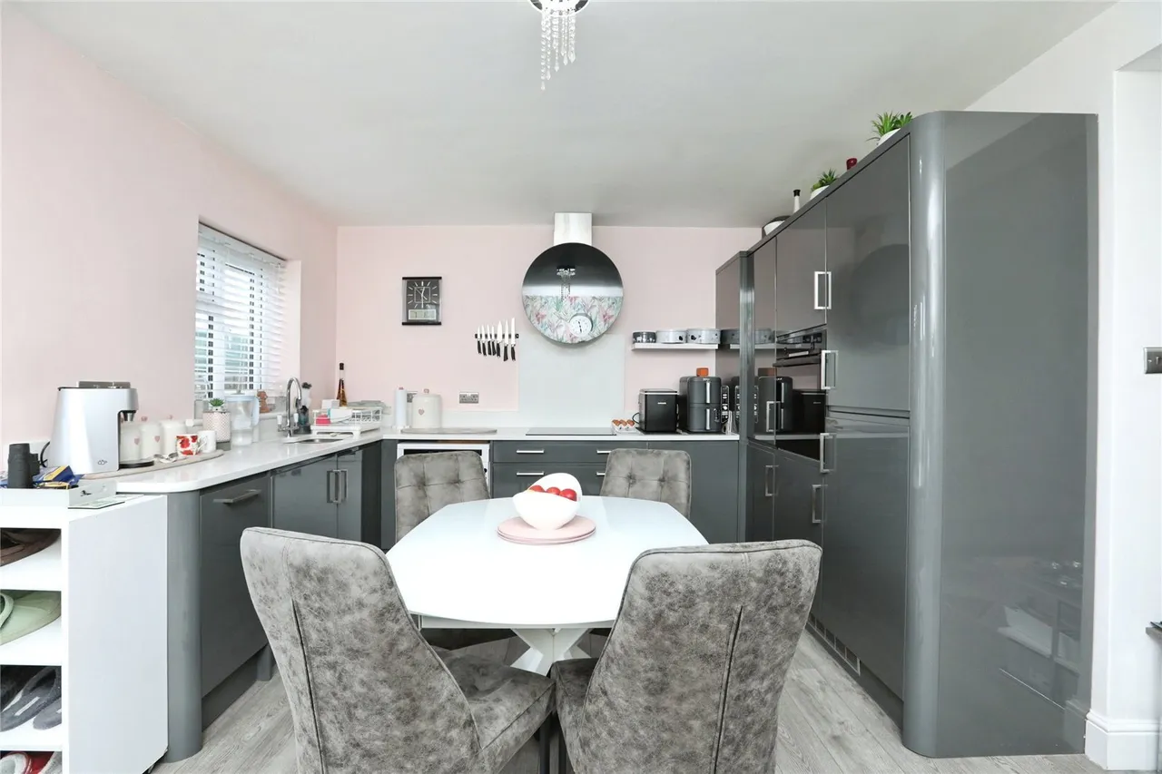 Shoebury Terrace, Minster on Sea, ME12, photo 7