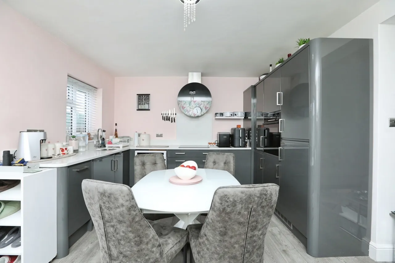 Shoebury Terrace, Minster on Sea, ME12, photo 17