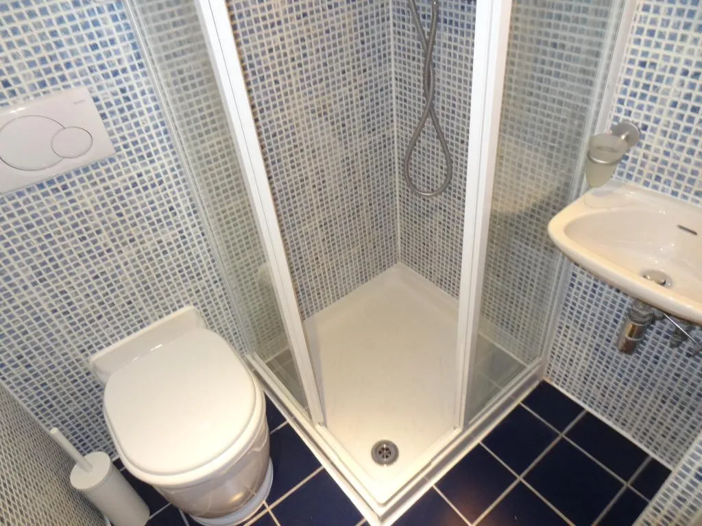 Fulham Palace Road, Hammersmith, W6, photo 5