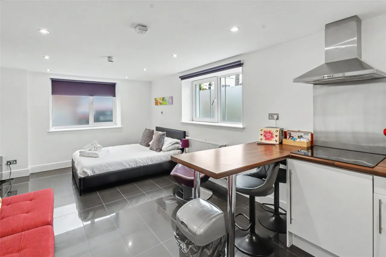 Beach Road, Woolacombe, EX34, photo 3