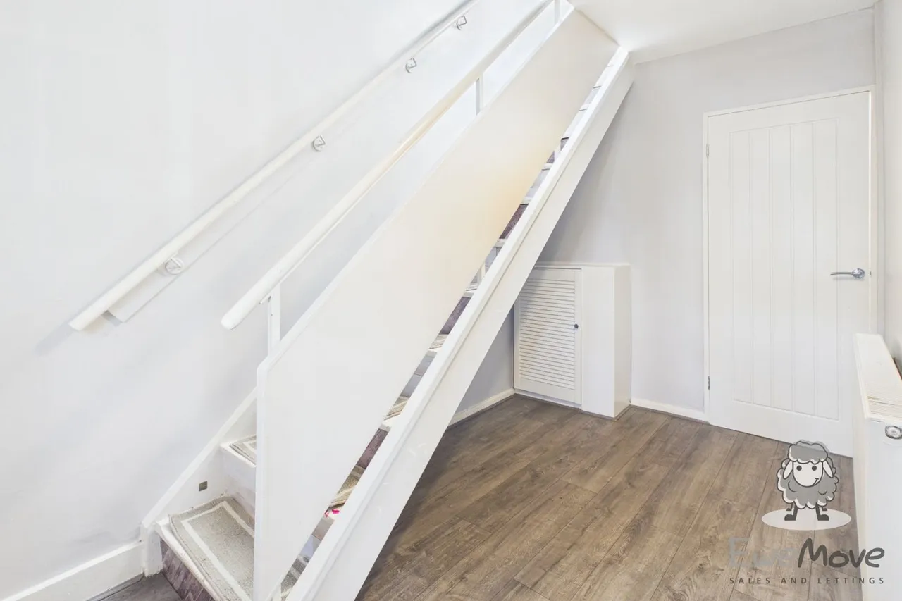 Molyneux Drive, Prescot, L35, photo 6